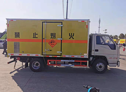 海门爆破器材运输车